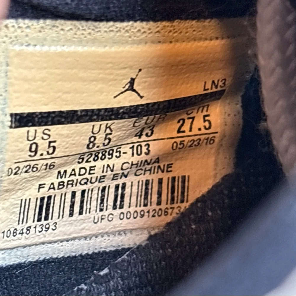 Jordan 11 white
